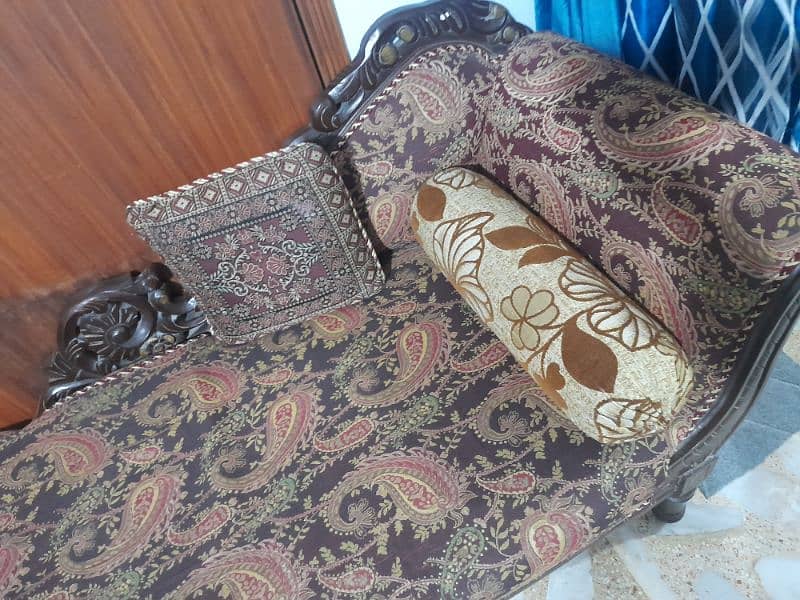 3 seater dewan chaniyoti 3