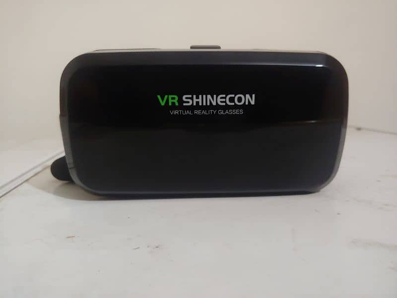 VR HEADSET PREMIUM QUALITY EASY TO WATCH VEDIO 0