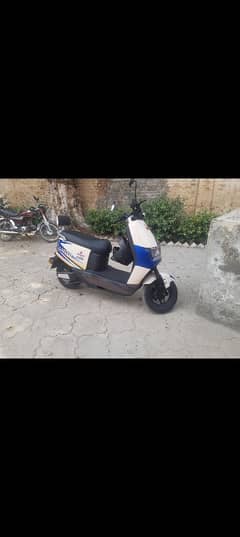 electric scooty