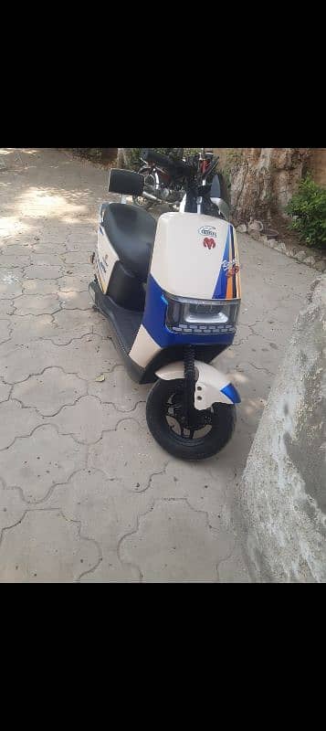 electric scooty 1