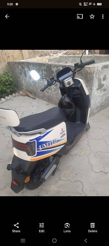 electric scooty 5