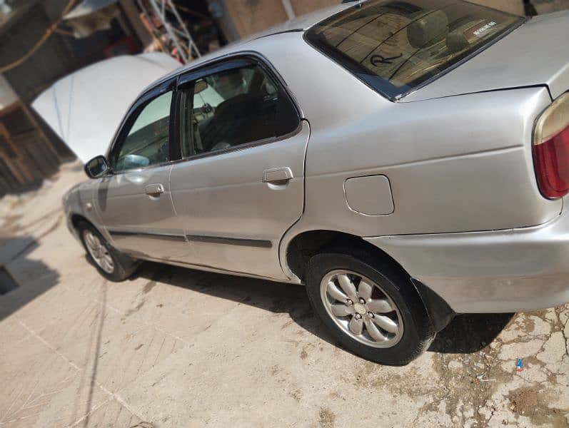 Suzuki Baleno 2004 1