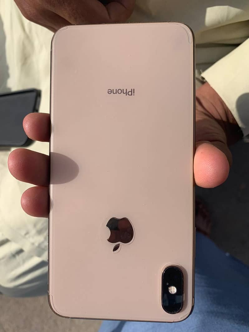 iPhone XS Max 256GB 10/10 Condition 6