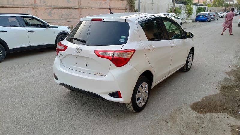 Toyota Vitz 2017 3