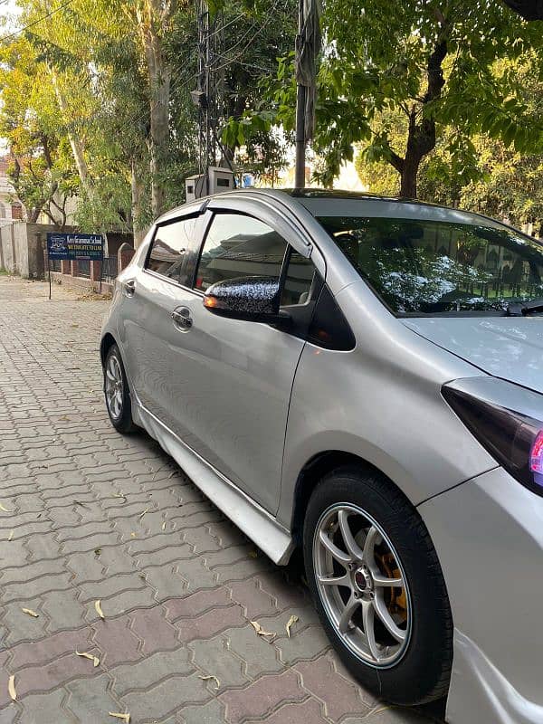 Toyota Vitz 2012 2