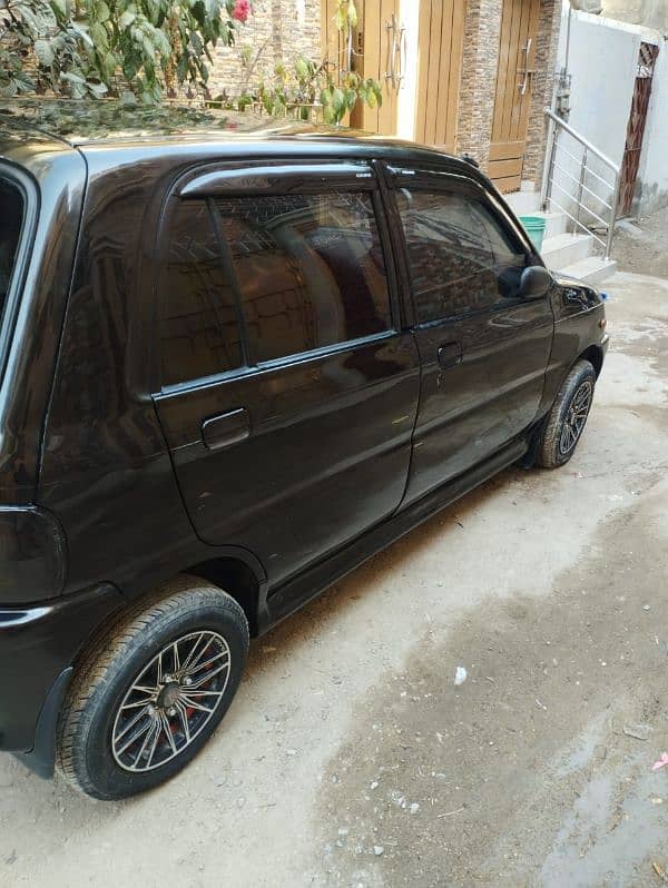 Daihatsu Cuore 2007 3