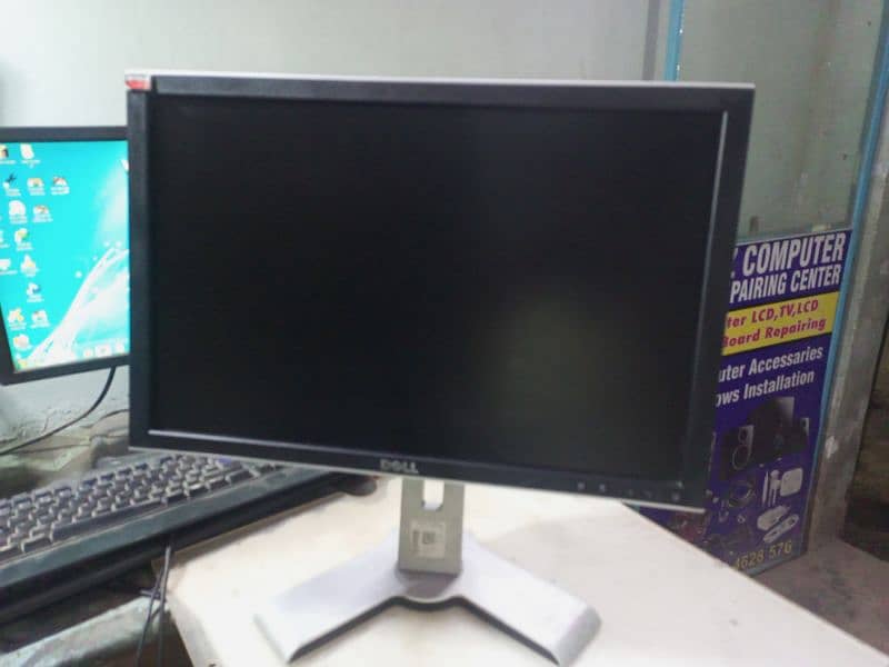 Dell 20 inch  lcd monitor new full HD A+ 6