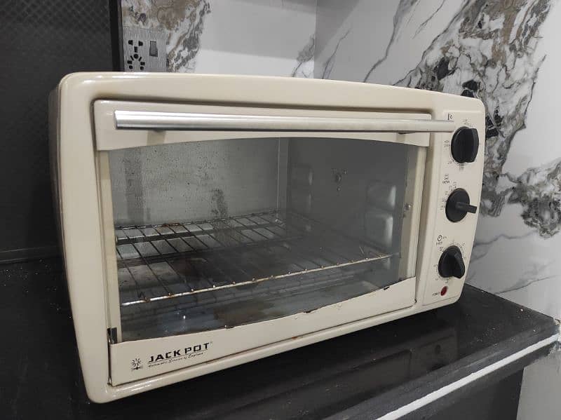 Electric Oven for sale slightly used 0