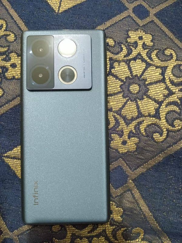 Infinix note 40 pro 256 gb urgent sale 3222272681 4