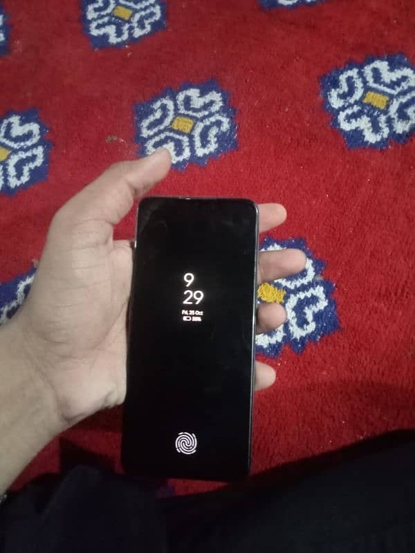 Oppo F 17 1