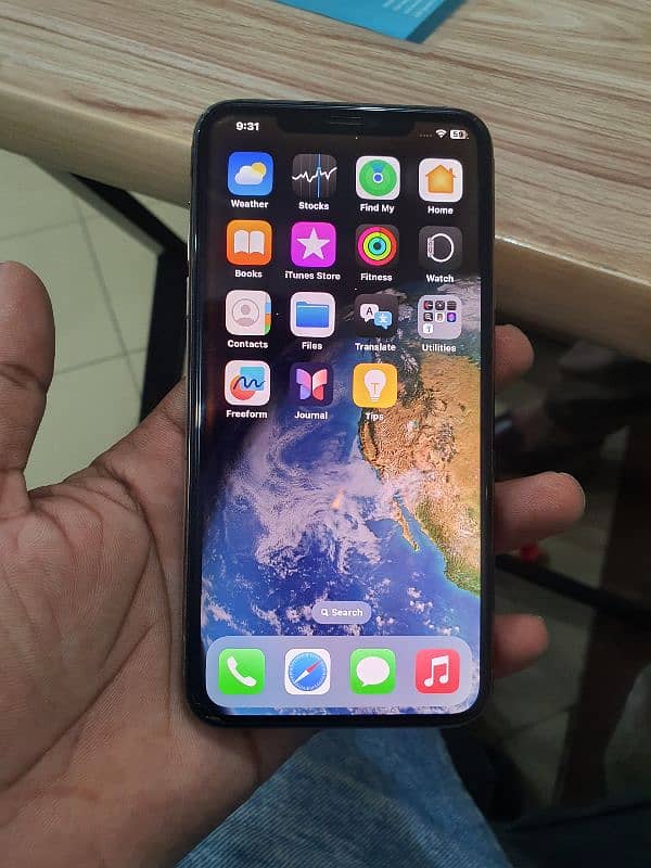 iphone 11 pro Max  . . Pta Approved 1