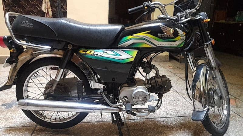 HONDA CD70 - - 03208454634 3