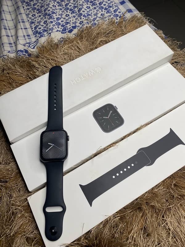 apple watch series 6  44mm GPs 2