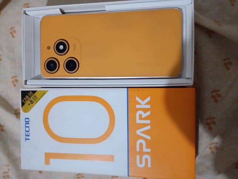 Tecno Spark 10 4