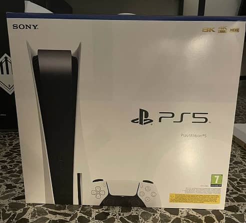 PS5 SLIM UK VARIANT 5 DAYS USED ONLY SCRATCHLESS WITH SILICON COVER 1