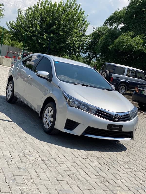 Toyota Corolla GLI 2017 1