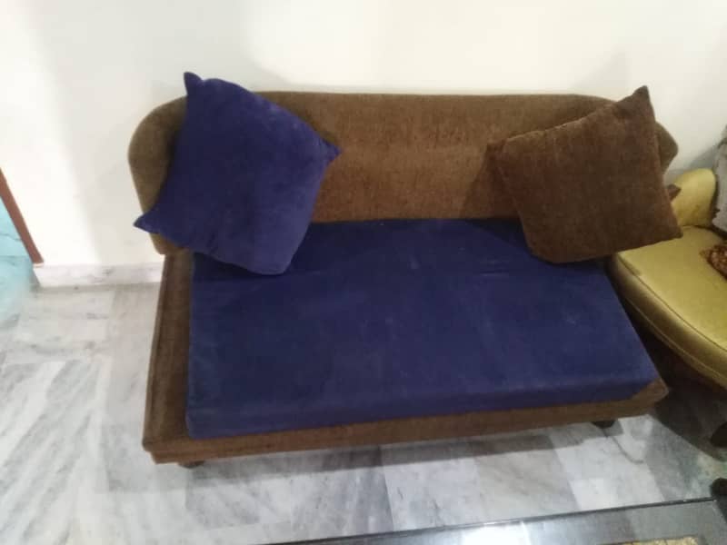 2 seater sofa 1