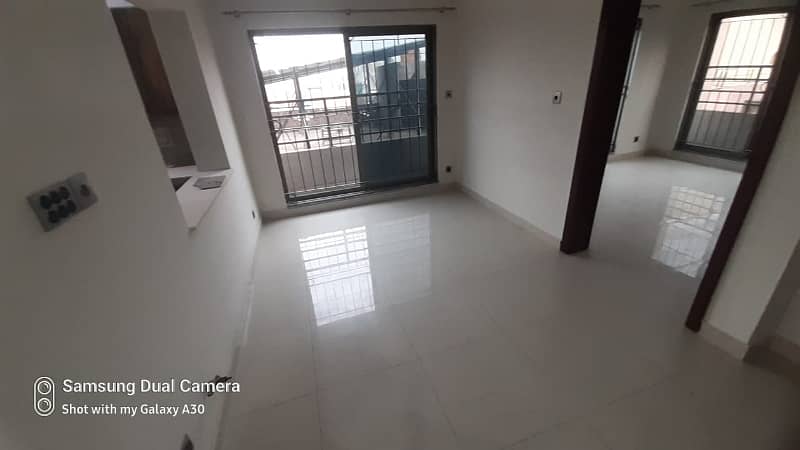 FOR RENT SECOND FLOOR 10 MARLA 3 BEDROOM 3 BATHROOM MARBLE WOOD WORK GOOD LOCATION RENT 55000 6