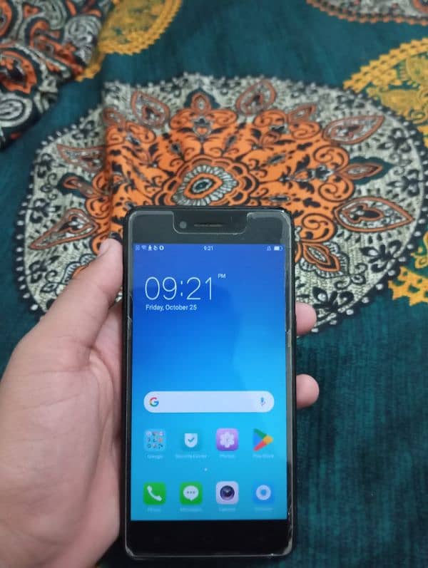 IAM selling Oppo A37fw 1