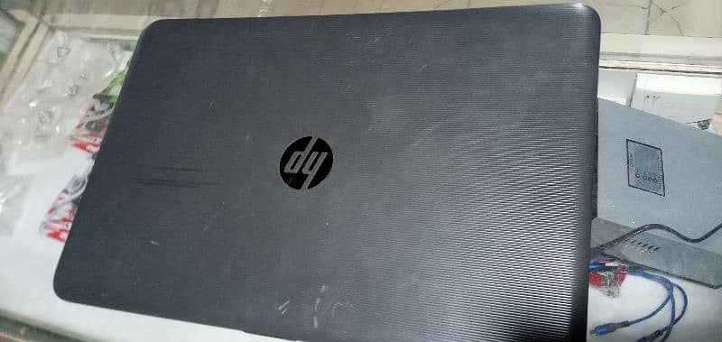 HP Core i5 5th Generation 4GB Ram HD/250 5