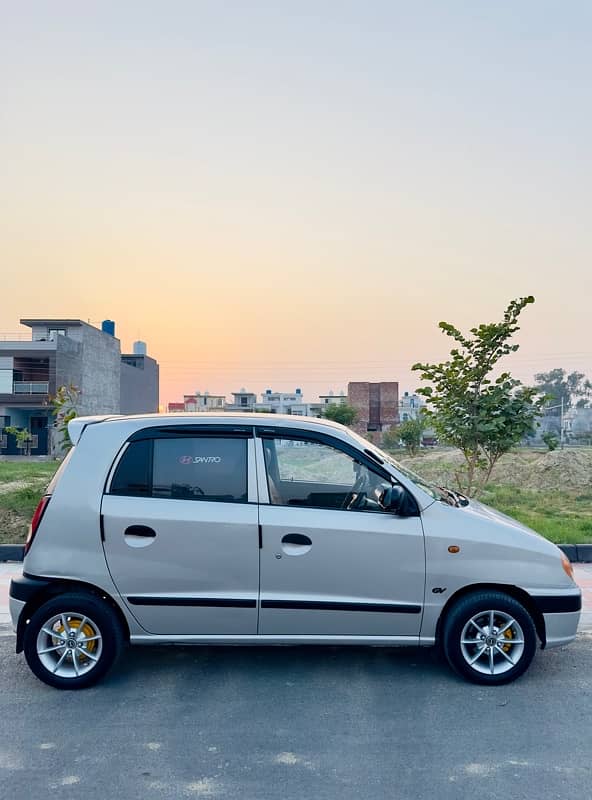 Hyundai Santro 2006 total genuine 8