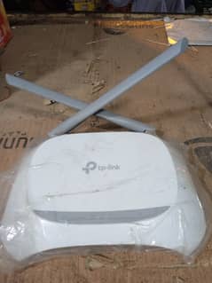 TP-LINK WIRELESS ROUTER