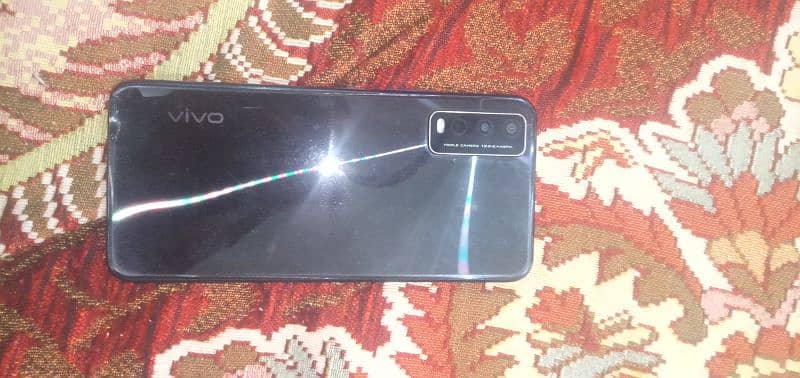 Vivo y20 4/64 For Sale 1