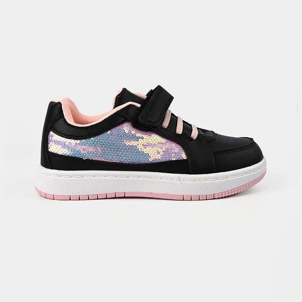 girls sneakers 1