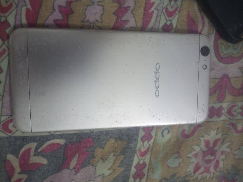 OPPO A57 2