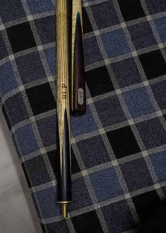 Taiwan Imported Snooker Cue BLP 2