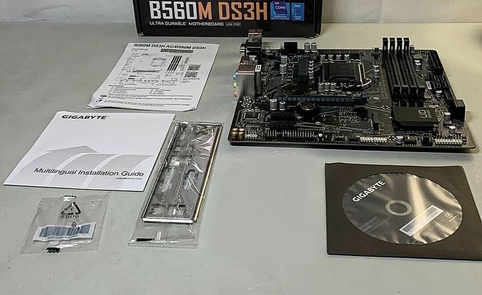 Gigabyte B560M DS3H V2 Motherboard, Intel Core i5-11400, Dual 32GB RAM 3