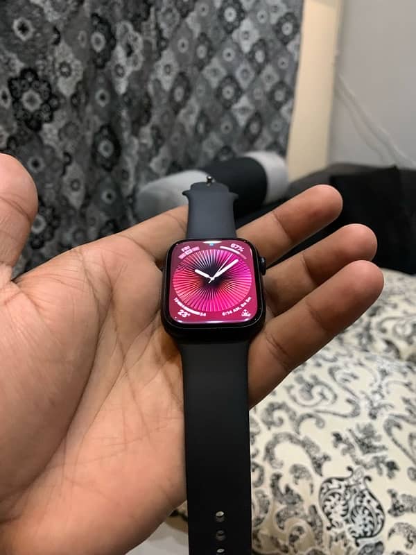 Apple Watch Series 7 45MM Complete Box     8 9 10 8