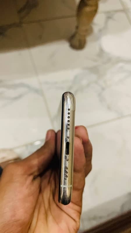 iPhone 11 Pro full fresh peace 5