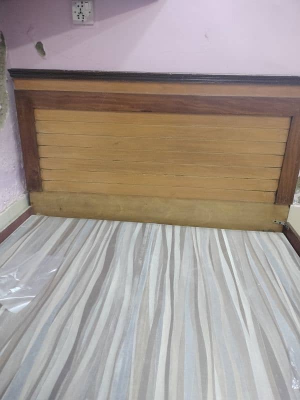 1 single bed argent sell 2