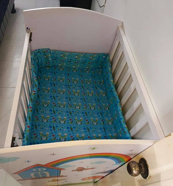 Baby cot 4