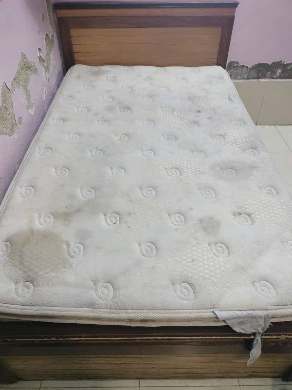 1 single bed argent sell 3