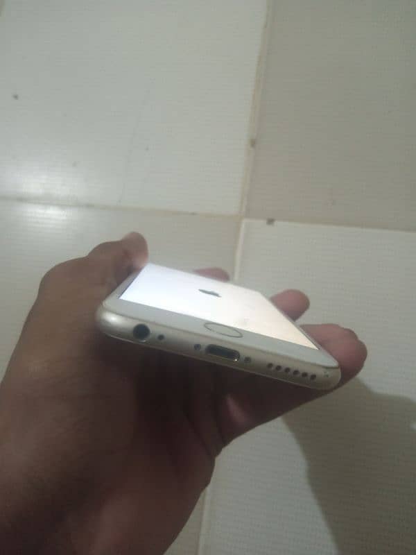 iPhone 6s WhatsApp 03052958845 5