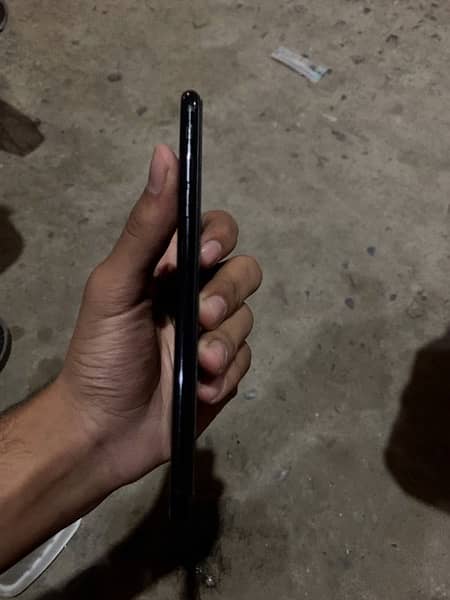 Iphone 7 plus PTA 4