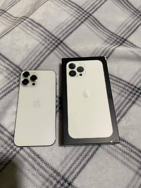 All series apple I phone on instalment Whatsap 3282968949 5