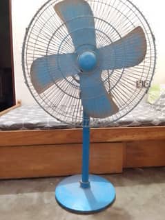 24 inch Padistal Fan