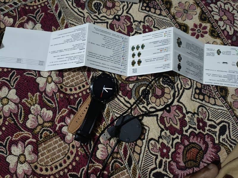 H5 smart watch ultra with full box 10 by 10 condition 3