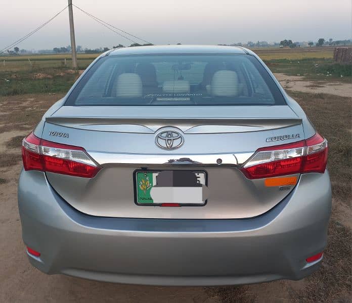 Toyota Corolla GLI 2015 15