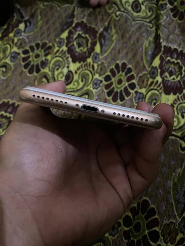 iphone 8 plus non pta 256 GB with hots spot mob itel 4G 7