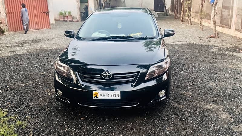 Toyota Corolla Altis 2011 1