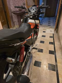 Honda cb 150 F black and orange