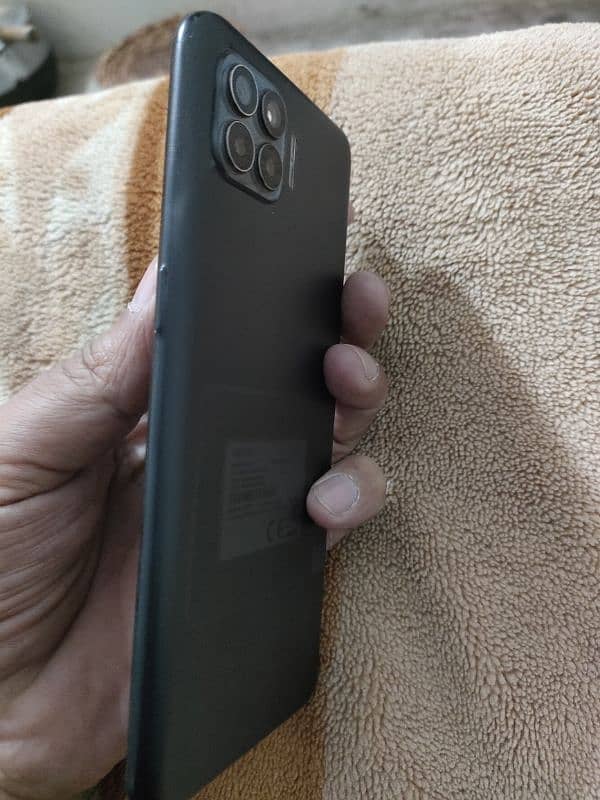 Vivo f17 pro 8 128 4