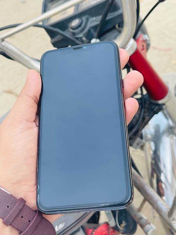 iphone 11pro max 3