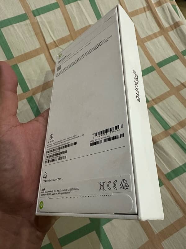 iphone 16 Pro Max Dessert Titanium 256GB physical Sim + Esim 4