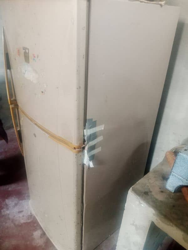 fridge for sell 1