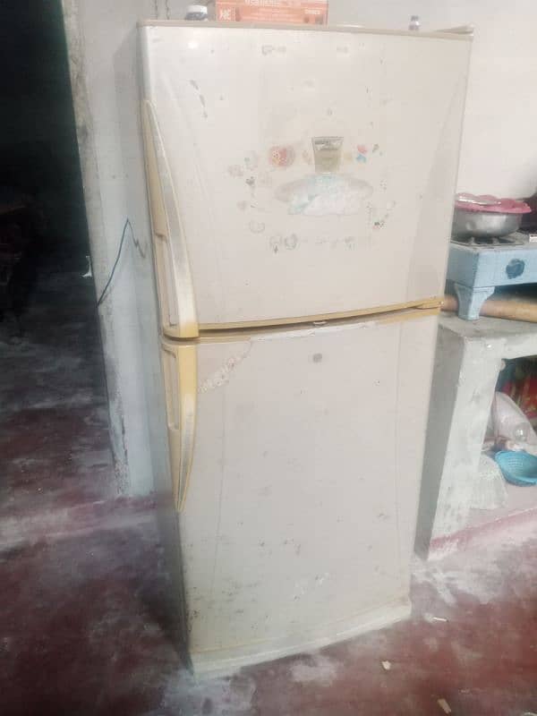 fridge for sell 4